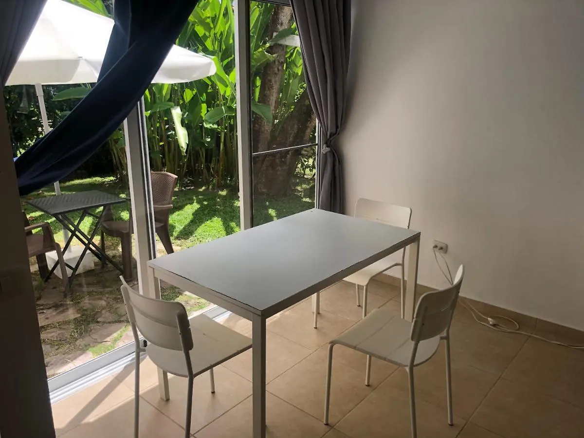 Studio Residencial Almendra Cabarete 0*,